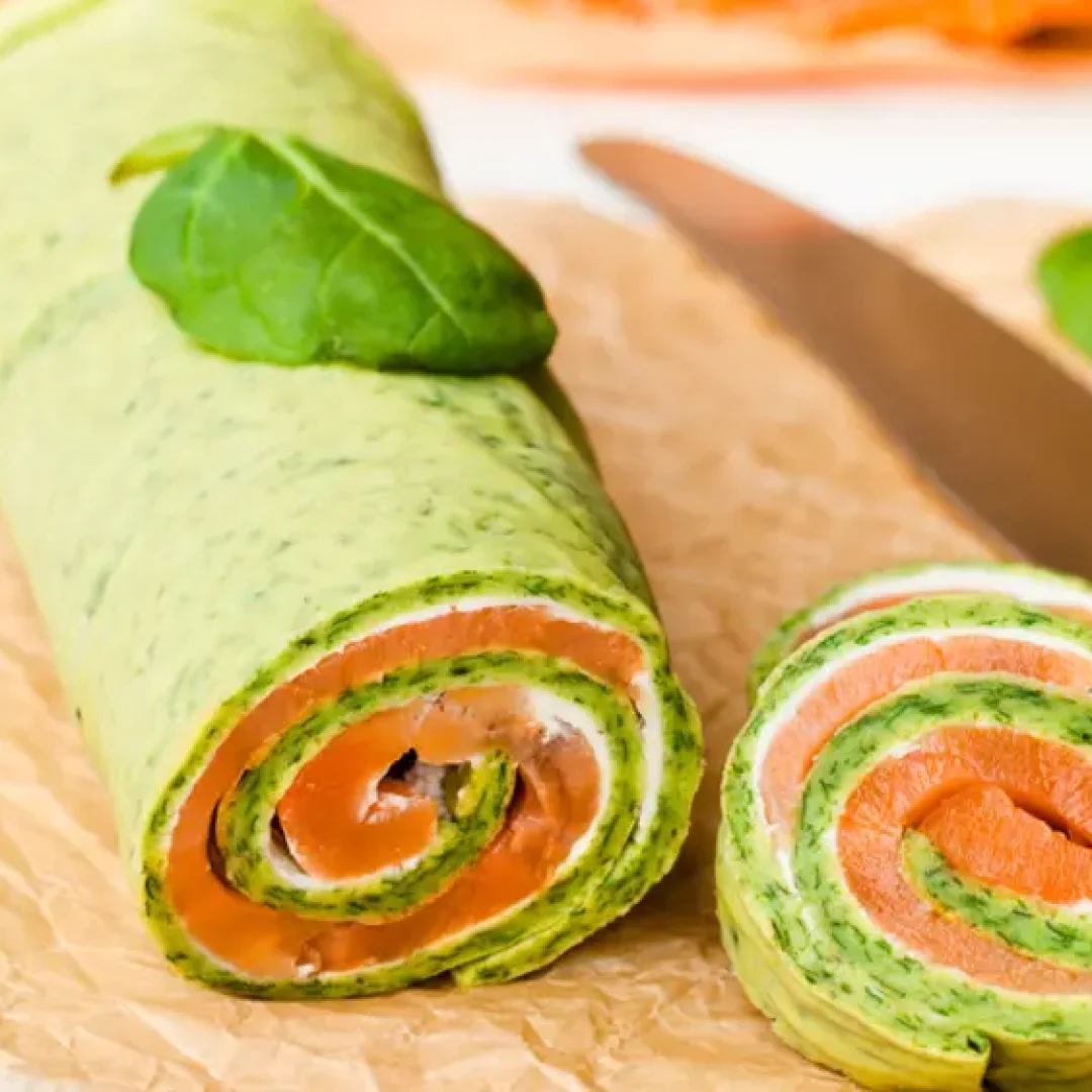 Rollitos de espinacas y salmón ahumado